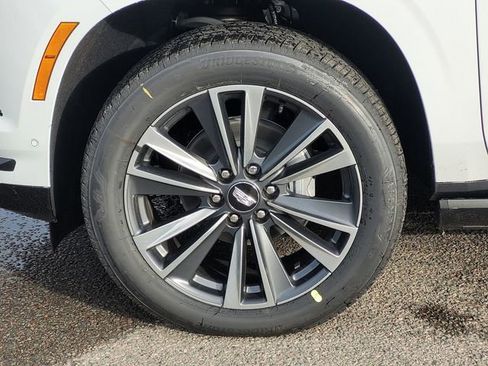 New 2026 Cadillac Escalade ESV Sport image 10