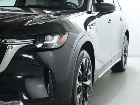 Certified 2024 MAZDA CX-90 Plug-In Hybrid w/ Premium Pkg AWD/4WD image 4