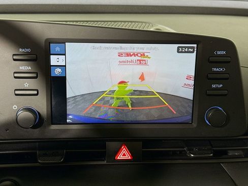 Certified 2025 Hyundai Elantra Sport FWD image 6