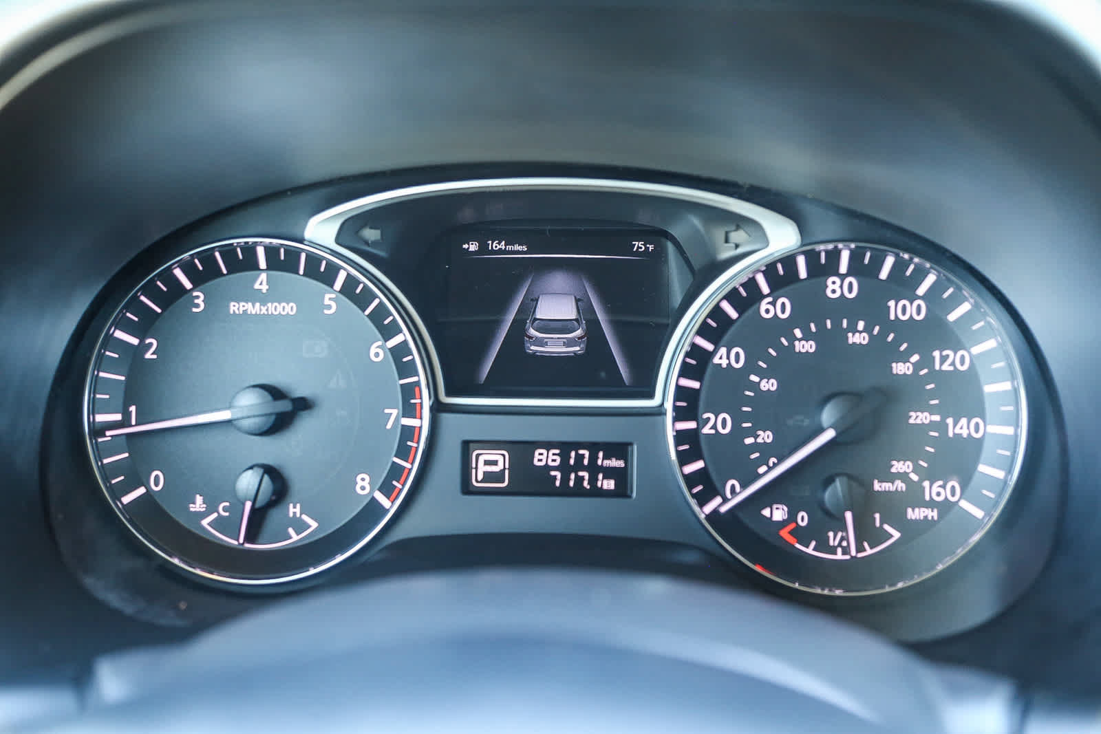 Used 2013 Nissan Pathfinder Platinum FWD image 21