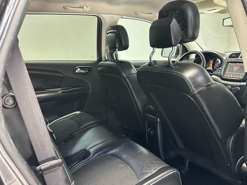 Used 2015 Dodge Journey Crossroad w/ Flexible Seating Group FWD image 10