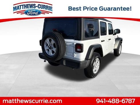 Used 2022 Jeep Wrangler Unlimited Sport image 4