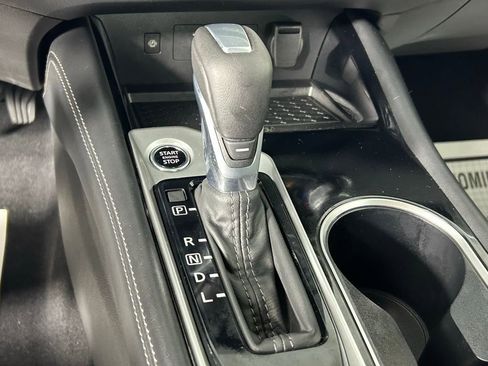 Used 2025 Nissan Altima 2.5 SL FWD image 20