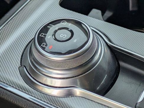 Used 2021 Ford Edge Titanium w/ Equipment Group 301A image 11