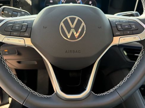Certified 2026 Volkswagen Tiguan SE FWD image 25