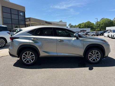 Used 2016 Lexus NX 200t FWD image 13