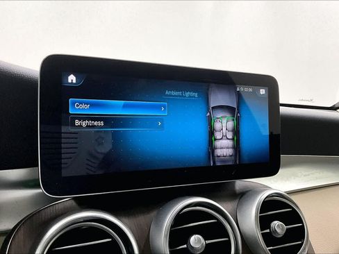 Used 2021 Mercedes-Benz GLC 300 image 33