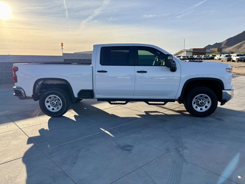 Used 2025 Chevrolet Silverado 2500 W/T w/ WT Convenience Package image 6