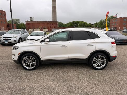 Used 2019 Lincoln MKC Reserve w/ MKC Climate Package AWD/4WD image 3