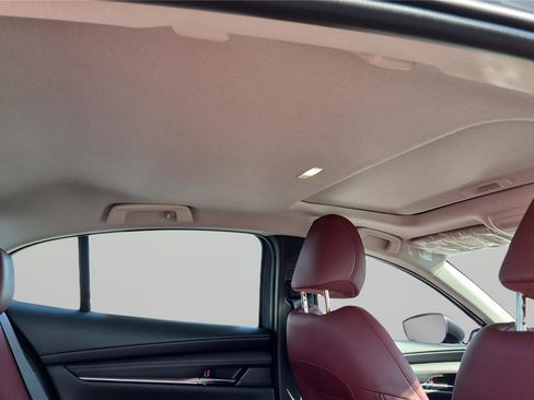 New 2026 MAZDA MAZDA3 Carbon image 18