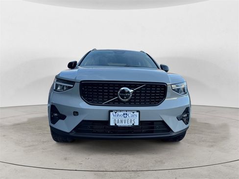 Certified 2025 Volvo XC40 B5 Plus image 26