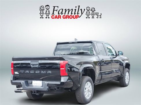 New 2025 Toyota Tacoma SR5 image 4