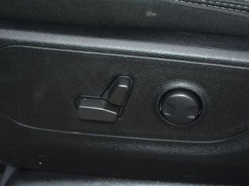 Used 2022 RAM 1500 Big Horn image 13