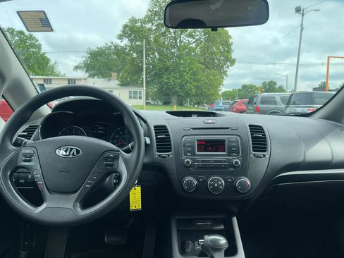 Used 2016 Kia Forte LX FWD image 10
