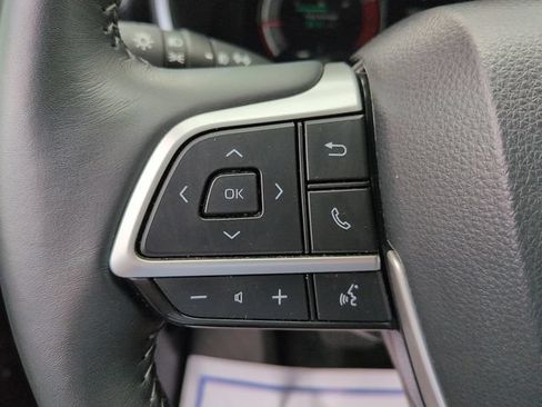 Certified 2025 Toyota Highlander XSE AWD/4WD image 19