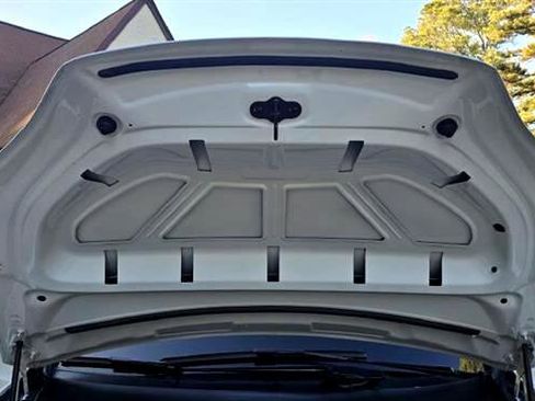 Used 2018 Tesla Model X 75D image 10