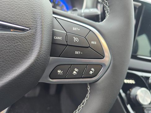 New 2026 Chrysler Voyager LX image 31