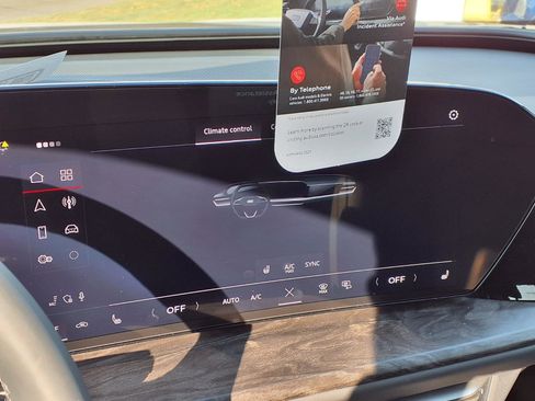 New 2025 Audi Q5 Premium image 17