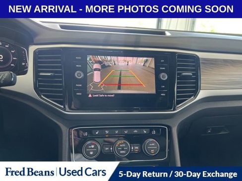 Used 2023 Volkswagen Atlas Cross Sport SE w/ Panoramic Sunroof Package AWD/4WD image 13