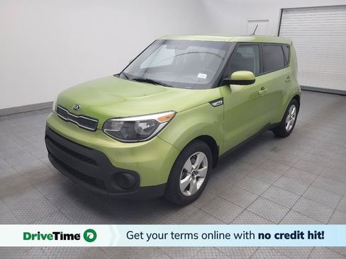 Used 2017 Kia Soul FWD image 1