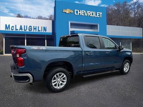 Used 2024 Chevrolet Silverado 1500 LT AWD/4WD image 3