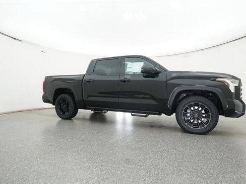 New 2026 Toyota Tundra SR5 RWD image 2