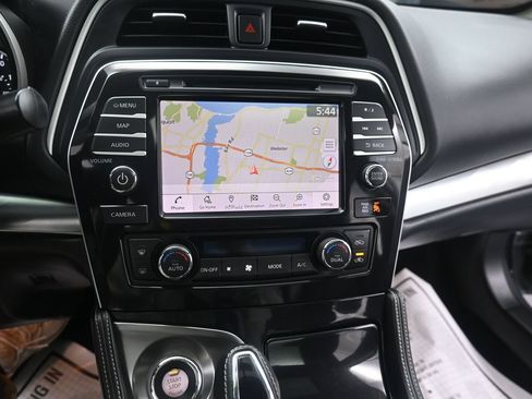 Used 2019 Nissan Maxima 3.5 SL w/ Floor Mat Group FWD image 28