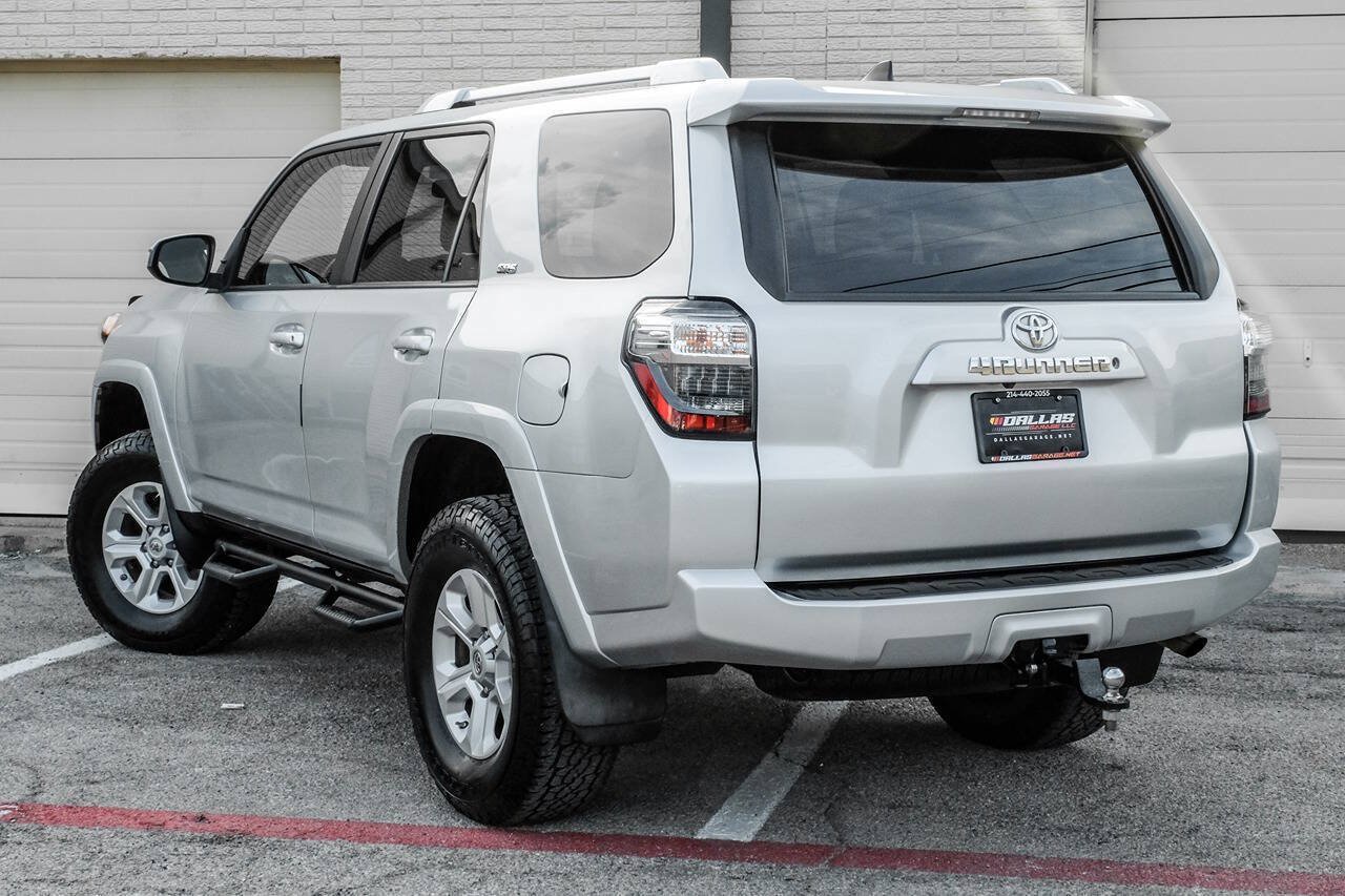 Used 2016 Toyota 4Runner SR5 AWD/4WD image 12
