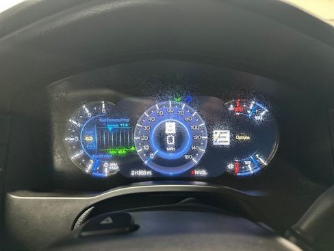 Used 2019 Cadillac Escalade ESV Premium Luxury AWD/4WD image 62