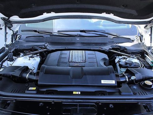 Used 2019 Land Rover Range Rover Autobiography image 30