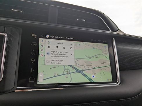 Used 2024 GMC Yukon XL Denali image 27