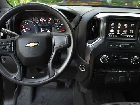 Used 2023 Chevrolet Silverado 1500 Custom AWD/4WD image 11