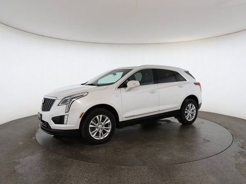 Used 2021 Cadillac XT5 Luxury image 3