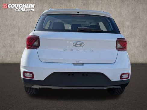 New 2026 Hyundai Venue SEL image 7