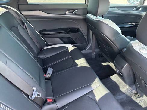 Used 2025 Kia K5 GT-Line image 16