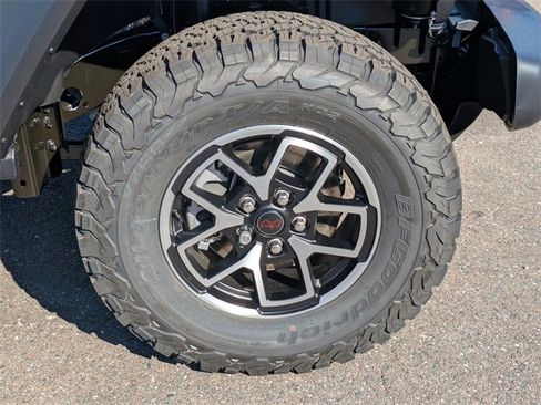 New 2026 Jeep Wrangler Unlimited Rubicon w/ Safety Group image 10