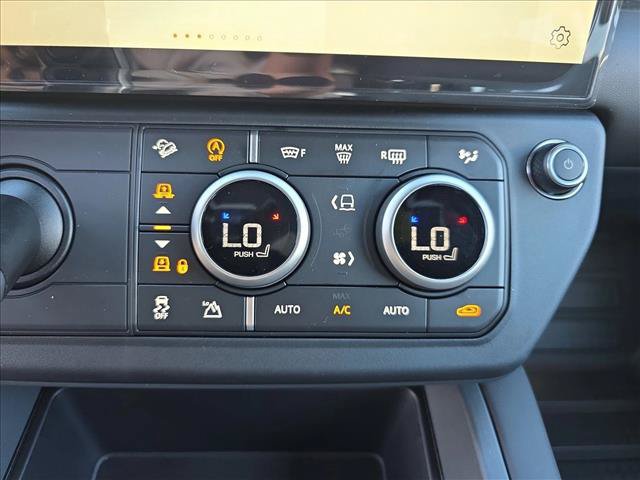 New 2026 Land Rover Defender 110 X-Dynamic SE AWD/4WD image 20