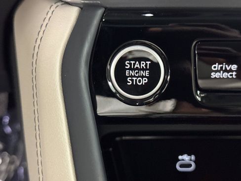 Certified 2025 Audi Q5 Premium w/ Premium Plus AWD/4WD image 23