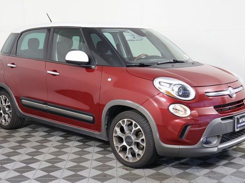 Used 2016 FIAT 500L Trekking image 2