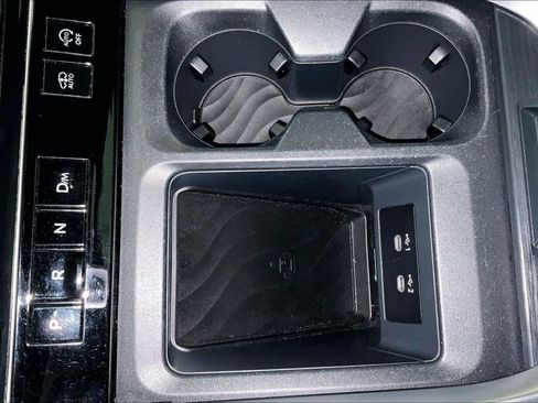 Used 2025 Nissan Armada Platinum Reserve AWD/4WD image 34