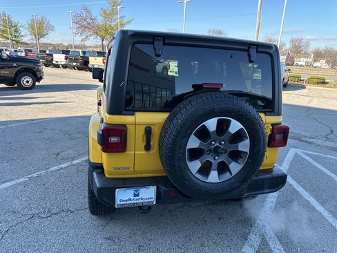 Used 2021 Jeep Wrangler Unlimited Sahara image 26