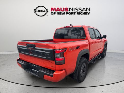 Certified 2025 Nissan Frontier PRO-4X AWD/4WD image 8