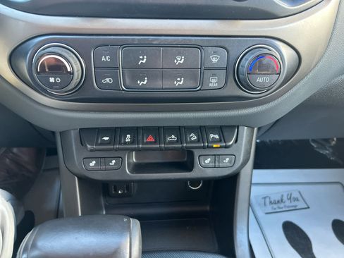 Used 2019 Chevrolet Colorado Z71 image 18