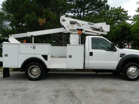 Used 2008 Ford F550 2WD Regular Cab Super Duty image 5