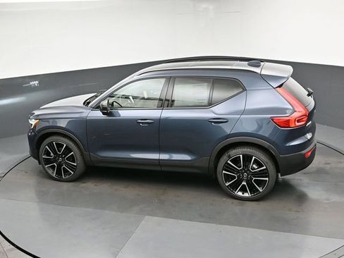 New 2026 Volvo XC40 B5 Ultra w/ Protection Package Premier image 47