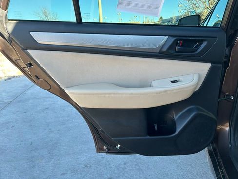 Used 2019 Subaru Outback 2.5i image 25