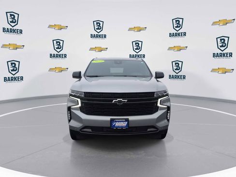 Used 2023 Chevrolet Suburban RST w/ Sport Performance Package AWD/4WD image 3
