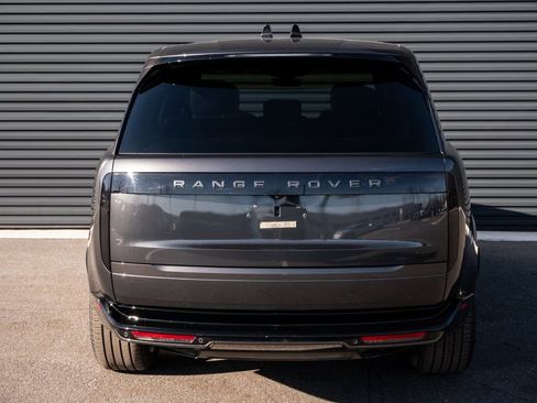 Used 2023 Land Rover Range Rover SE image 29