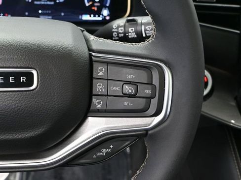 Used 2022 Jeep Wagoneer Series II image 34