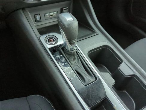 Used 2024 Nissan Sentra SV FWD image 12